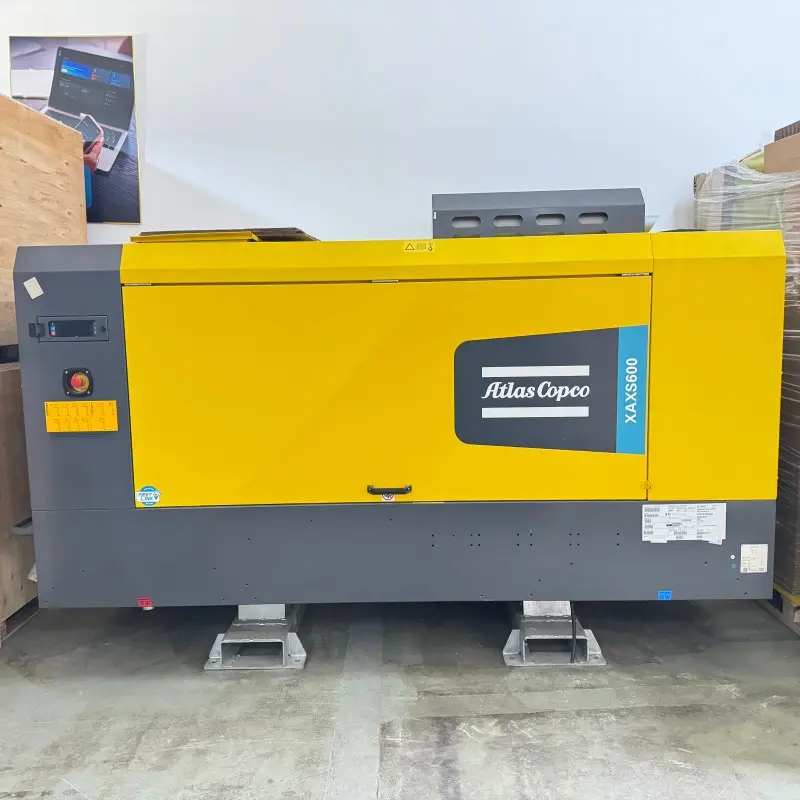 Forage minier diesel portatif de compresseur d'air de vis d'Atlas Copco XAXS600 véritable